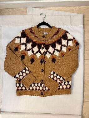 Cardigan Sweater - Brown